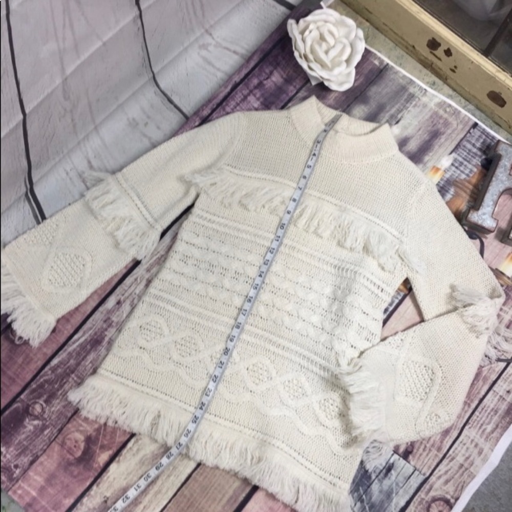 BB Dakota Size Small NWOT